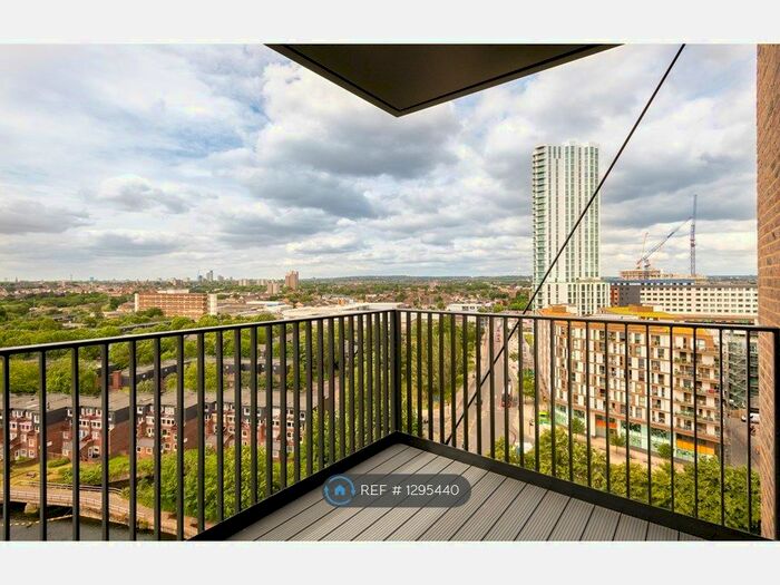 2 Bedroom Flat To Rent In Hale Wharf, London N17