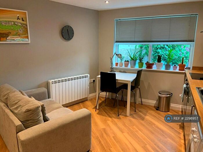 1 Bedroom Detached House To Rent In Crookes Road, Sheffield, S10