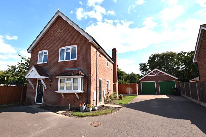 4 Bedroom Detached House For Sale In Howards Croft, Mile End, Colchester, CO4