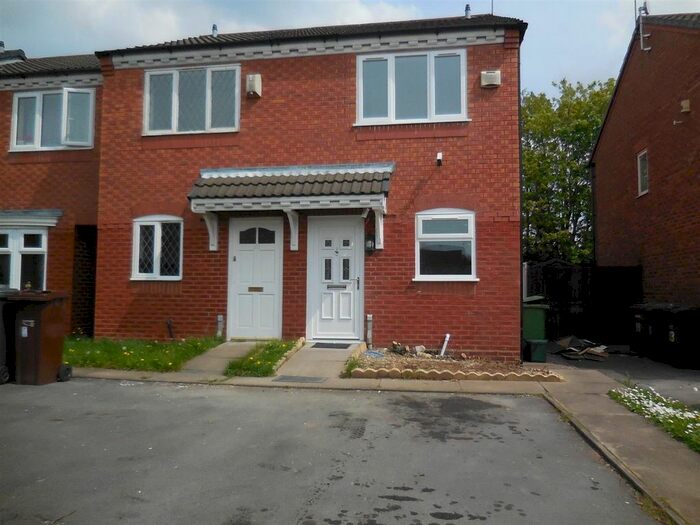 2 Bedroom End Of Terrace House To Rent In Langsett Road, Springfield, Wolverhampton, WV10