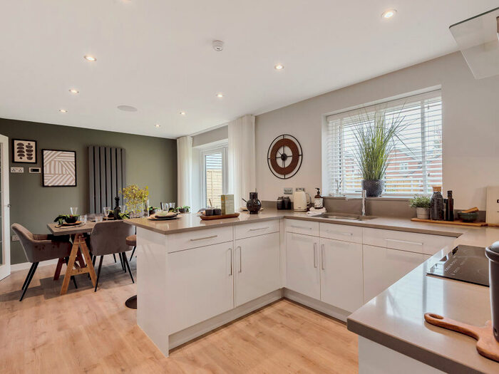 4 Bedroom Detached House For Sale In Cote Farm Leeds Road Thackley Bradford West Yorkshire, BD10