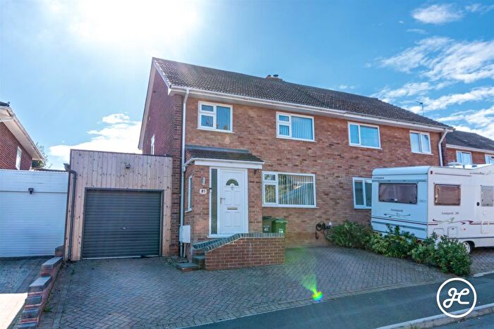 3 Bedroom Semi-detached House For Sale In Alfoxton Road, Bridgwater, TA6