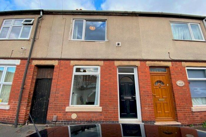 2 Bedroom Property To Rent In 27, Loughborough LE11