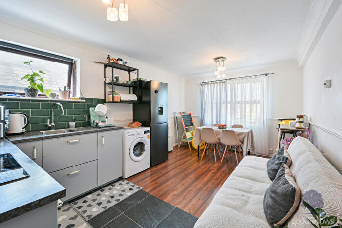 2 Bedroom Apartment To Rent In Grove Road, Mitcham, Surrey, CR4