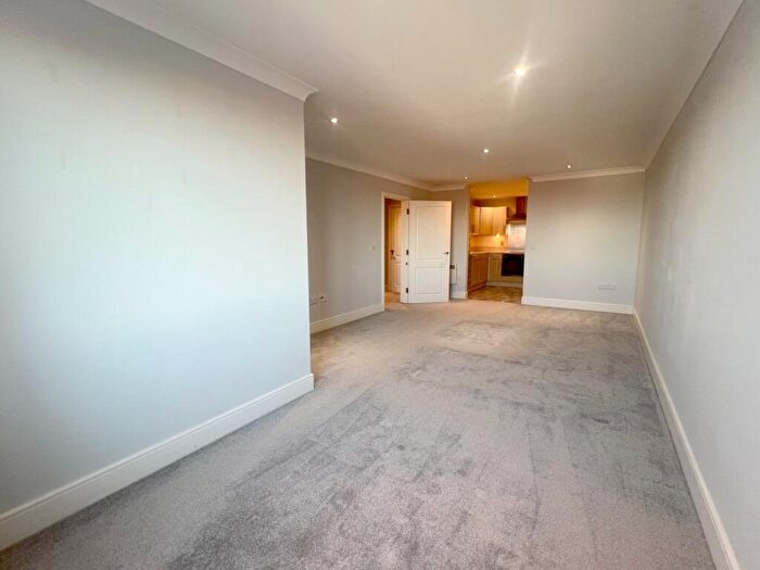2 Bedroom Apartment To Rent In Wilkinson Drop, Oak Road South, Hadleigh, SS7