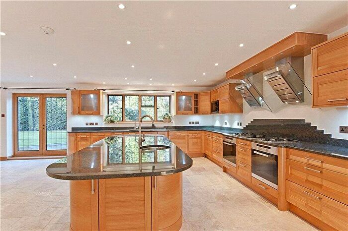 6 Bedroom Detached House To Rent In Ashley Road, Walton-on-Thames, Surrey, KT12