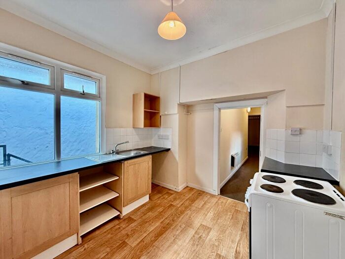 2 Bedroom Maisonette To Rent In London Road, Portsmouth, PO2