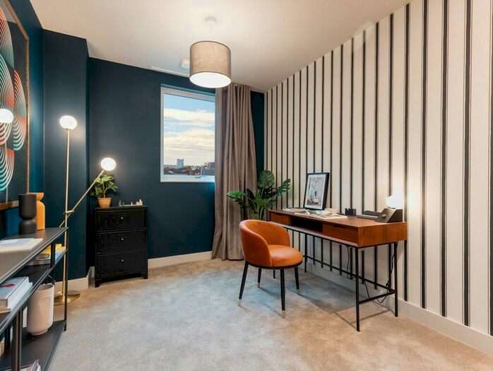 2 Bedroom Apartment To Rent In New York Square, Quarry Hill Leeds, LS2