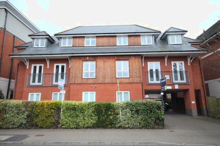 2 Bedroom Apartment To Rent In Bridge Avenue Maidenhead Berkshire, SL6