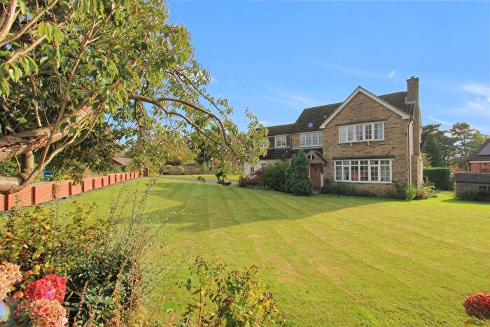 4 Bedroom Detached House For Sale In Red Hills Road, Ripon, HG4