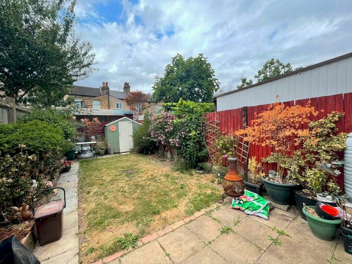 2 Bedroom Terraced House To Rent In Bulwer Road, Edmonton, N18
