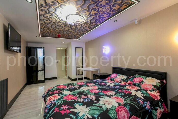 7 Bedroom Terraced House To Rent In Beech Grove (July ), Fallowfield Manchester, M14