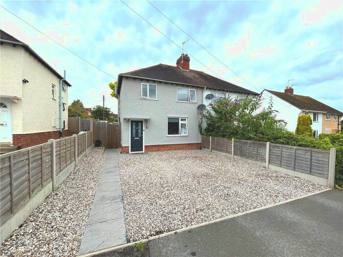 3 Bedroom Semi-Detached House For Sale In Sandys Avenue, Wickhamford, Evesham, WR11