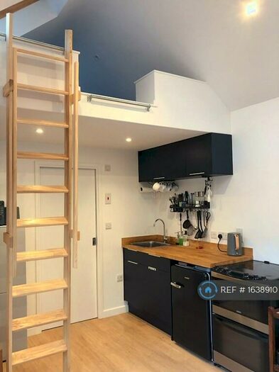 Studio To Rent In Melrose Road, Southampton, SO15