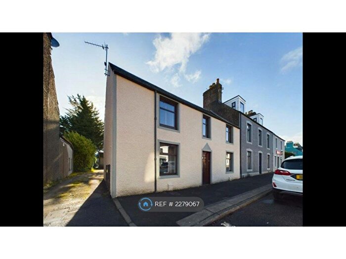 3 Bedroom Semi-Detached House To Rent In High Street, Auchterarder, PH3
