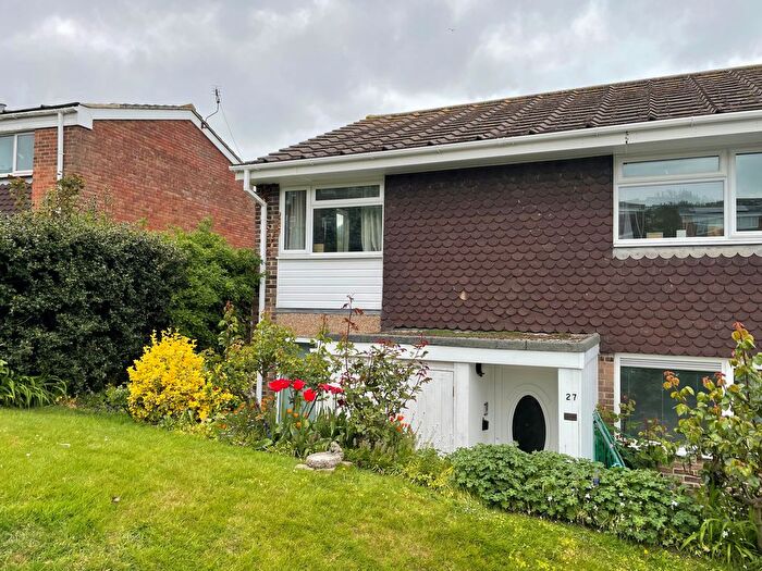 2 Bedroom Flat To Rent In Chalcroft Road, Folkestone, CT20