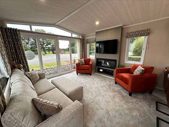 2 Bedroom Lodge For Sale In Station Road, Moortown, Market Rasen, LN7