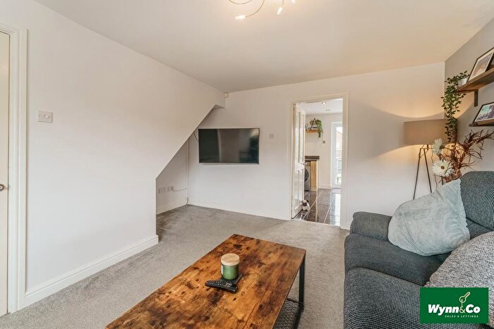 3 Bedroom Detached House For Sale In Dovedale Close, Crofton, Wakefield, WF4
