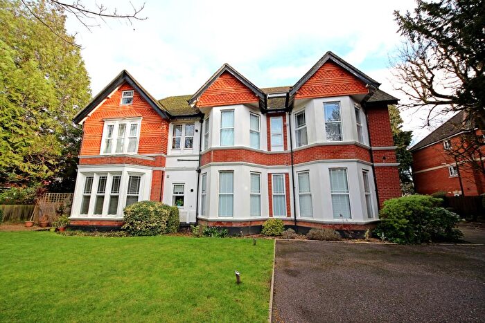 2 Bedroom Flat To Rent In Wellington Road, Bournemouth, BH8