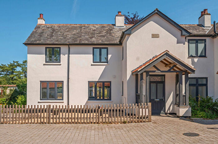 3 Bedroom End Of Terrace House For Sale In Petersfield Road, Monkwood, Alresford, Hampshire, SO24