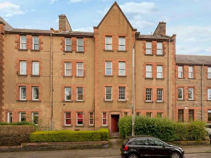 2 Bedroom Flat To Rent In South Sloan Street, Leith, Edinburgh, EH6