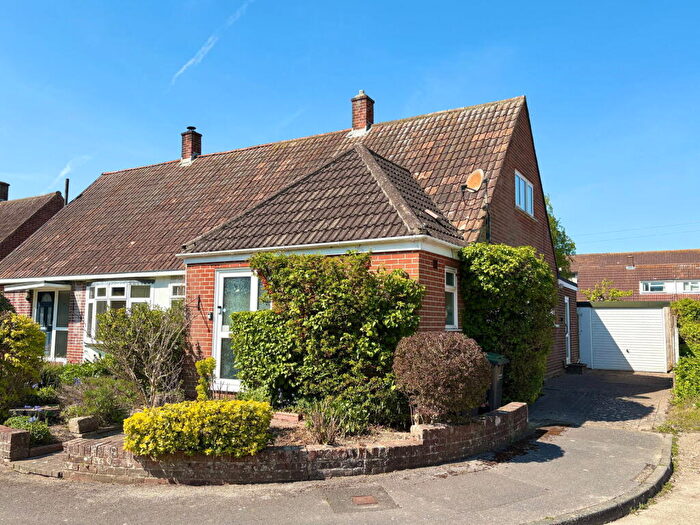 4 Bedroom Semi Detached House For Sale In Masten Crescent, Gosport, PO13