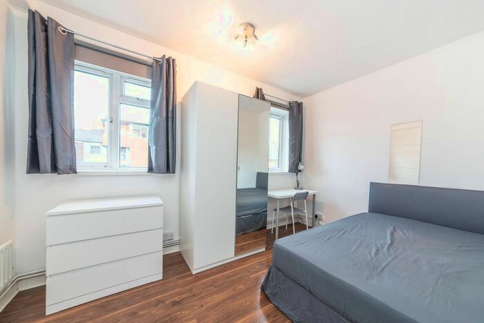 4 Bedroom Flat To Rent In Crowndale Road, Camden, London, NW1