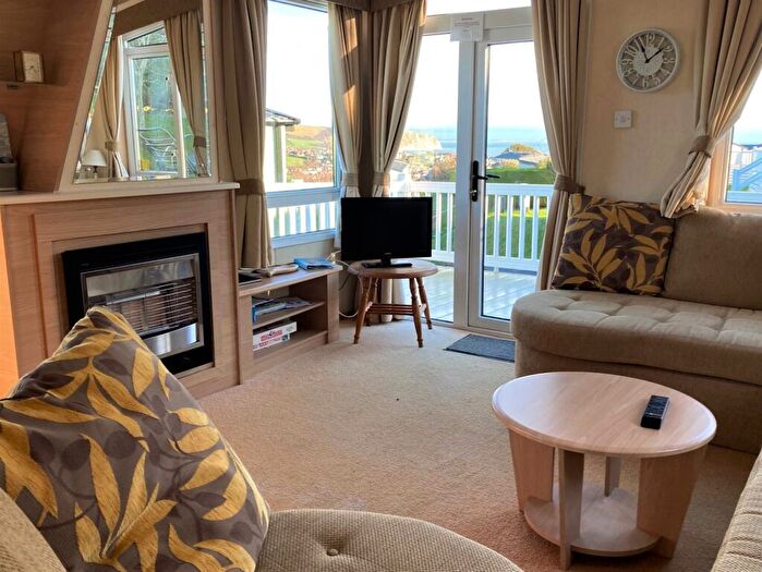 2 Bedroom Mobile Home For Sale In Swanage Coastal Park, Priests Road, Swanage, Dorset, BH19 - Photo 9