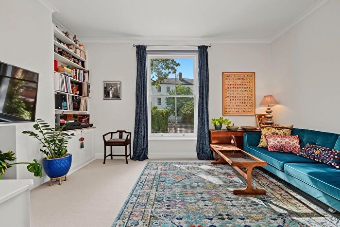 1 Bedroom Flat For Sale In Albion Road, London, N16