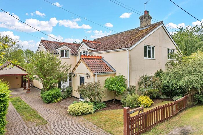 3 Bedroom Semi-Detached House For Sale In Angle Lane, Shepreth, SG8