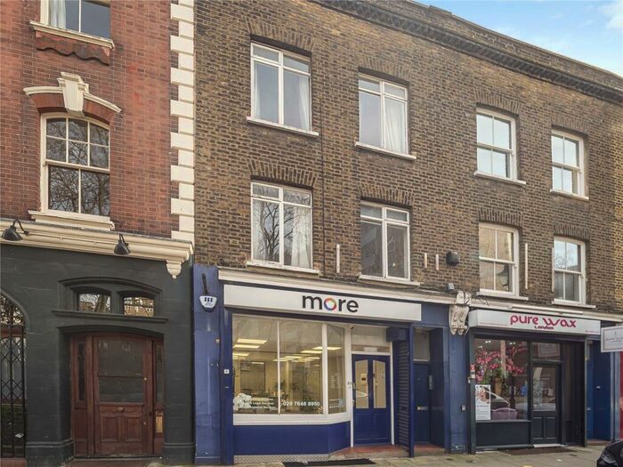 4 Bedroom Maisonette To Rent In Compton Street, London, EC1V