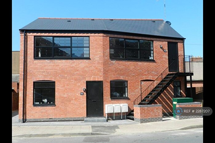 2 Bedroom Flat To Rent In Old Chapelfields, Coventry, CV5