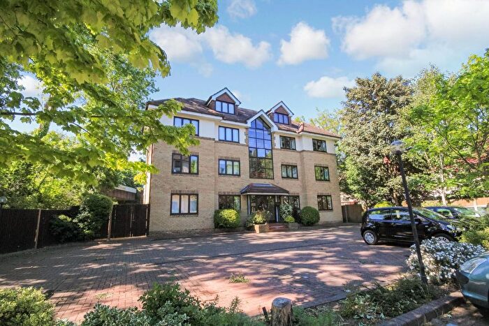 1 Bedroom Flat To Rent In Burlington Gate, Rothesay Avenue, Wimbledon, SW20