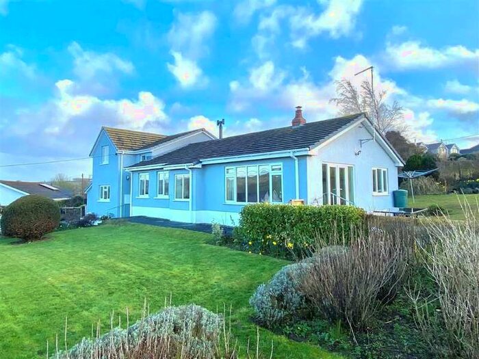 5 Bedroom Detached House For Sale In Moylegrove, Pembrokeshire, SA43