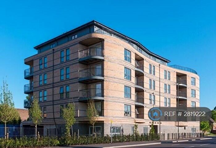 2 Bedroom Flat To Rent In Trevithick, Slough, SL1