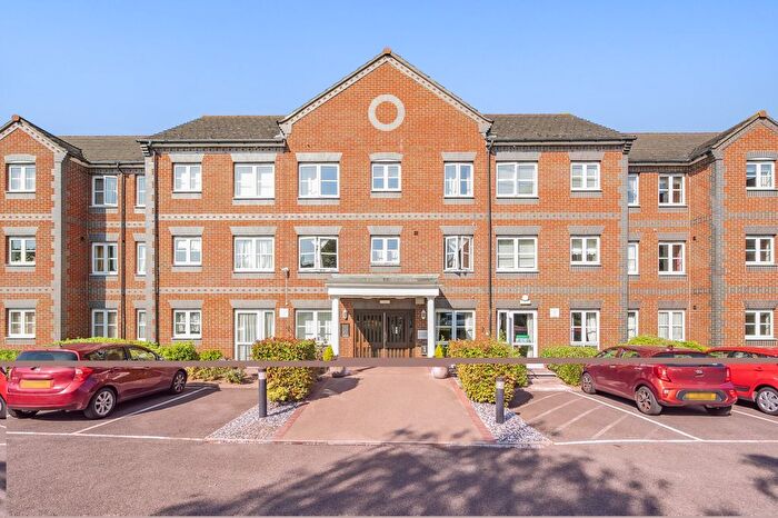 1 Bedroom Flat To Rent In Marvels Lane, London, SE12