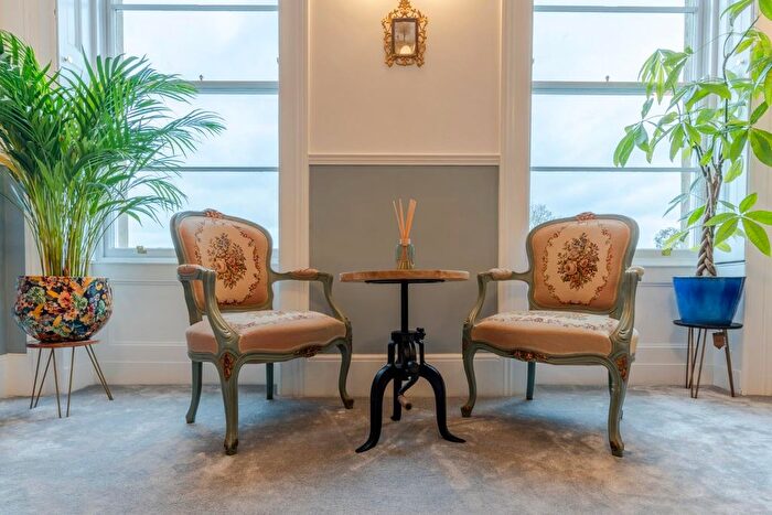2 Bedroom Flat For Sale In Lansdown Place, Cheltenham, GL50