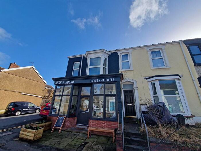2 Bedroom Maisonette To Rent In Marlborough Road, Brynmill, Swansea, SA2