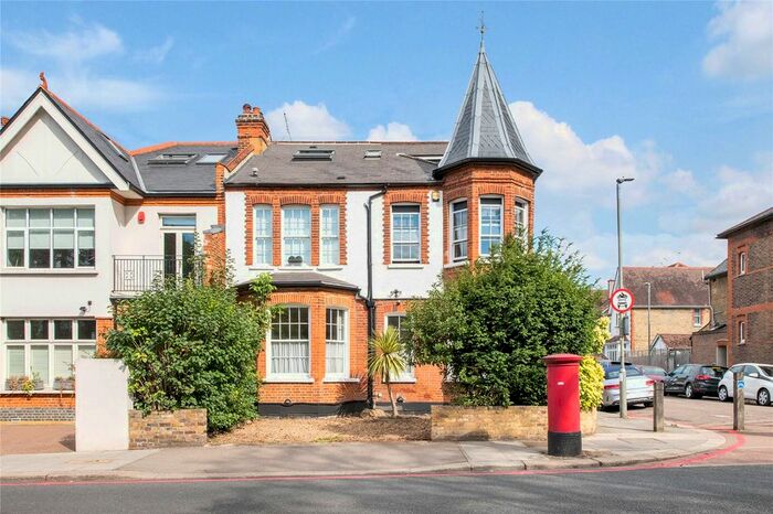 1 Bedroom Flat To Rent In Roehampton Lane, SW15