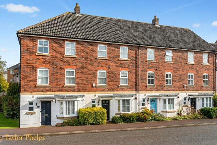 4 Bedroom End Of Terrace House For Sale In Lady Margaret Gardens, Ware, SG12