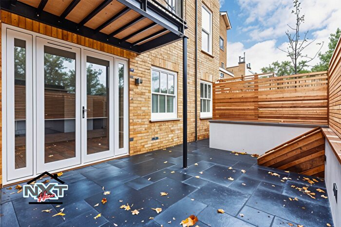 2 Bedroom Flat To Rent In Selhurst Road, London, SE25