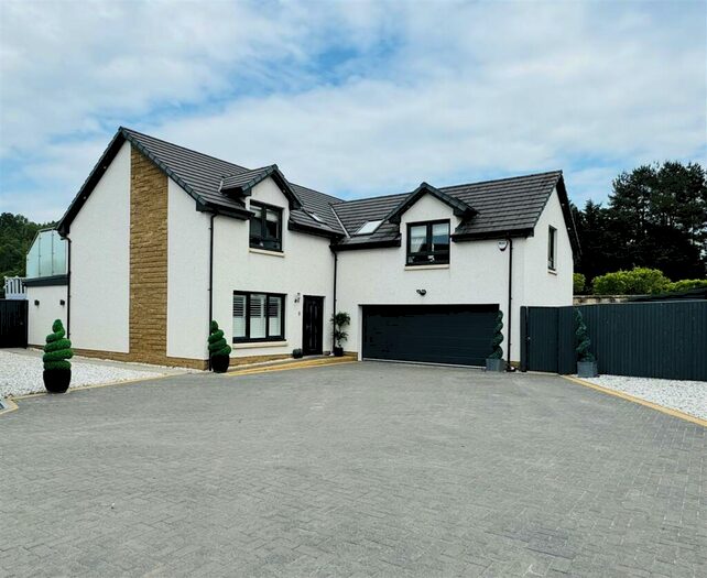 5 Bedroom House For Sale In Clyde Grove, Crossford, Carluke, ML8