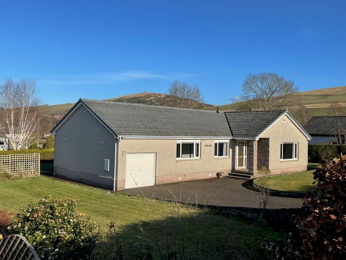 4 Bedroom Detached Bungalow For Sale In Newtyle, Blairgowrie, PH12