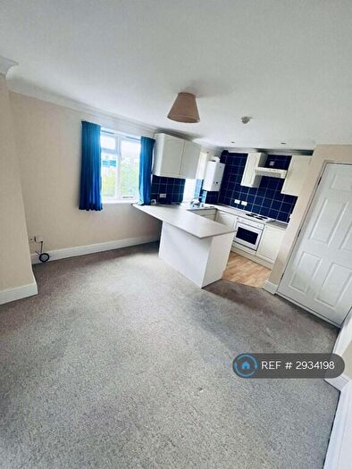 1 Bedroom Flat To Rent In Eleanor St, Grimsby, DN32