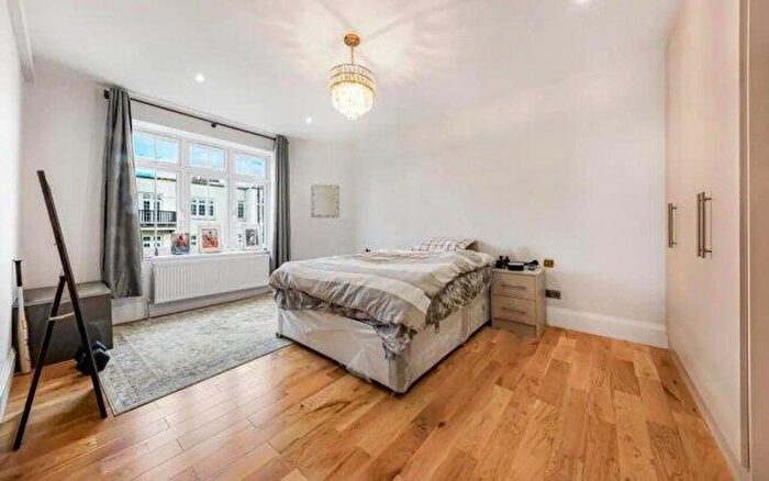 5 Bedroom Flat To Rent In Northwick Terrace, NW8