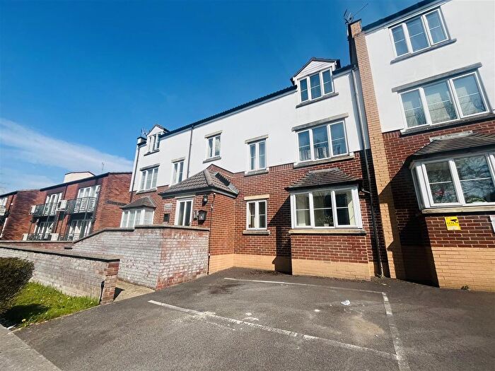 2 Bedroom Flat To Rent In Sturminster Road, Stockwood, Bristol, BS14