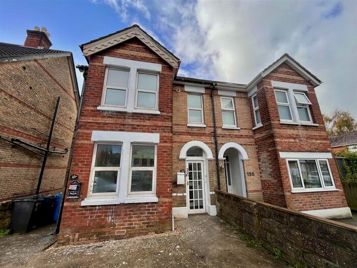 2 Bedroom Flat To Rent In Bournemouth Road, Poole, Dorset, BH14