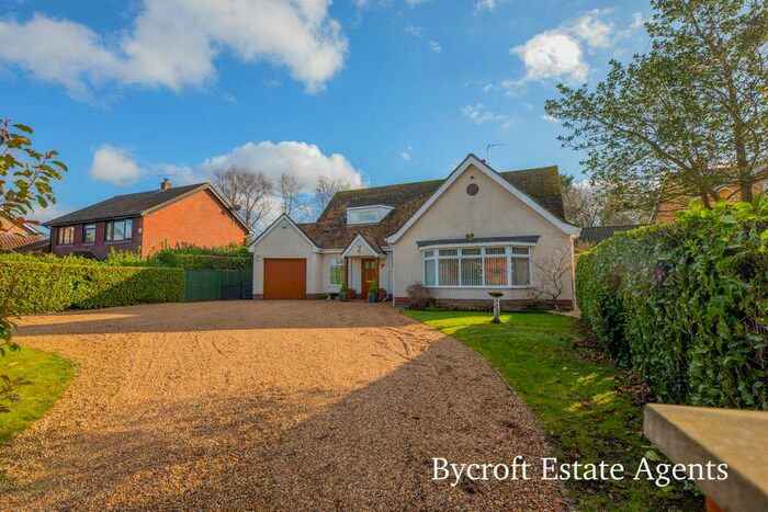 4 Bedroom Detached House For Sale In Lower Street, Salhouse, Norwich, NR13