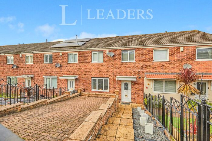 3 Bedroom Semi-Detached House To Rent In Flaxton Way, Nottingham, NG5