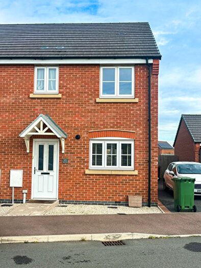 3 Bedroom Town House To Rent In Gilbert Road, Mountsorrel, LE12